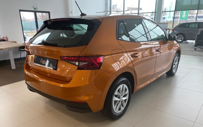 Skoda Fabia cena 97800 przebieg: 1, rok produkcji 2024 z Łuków małe 191